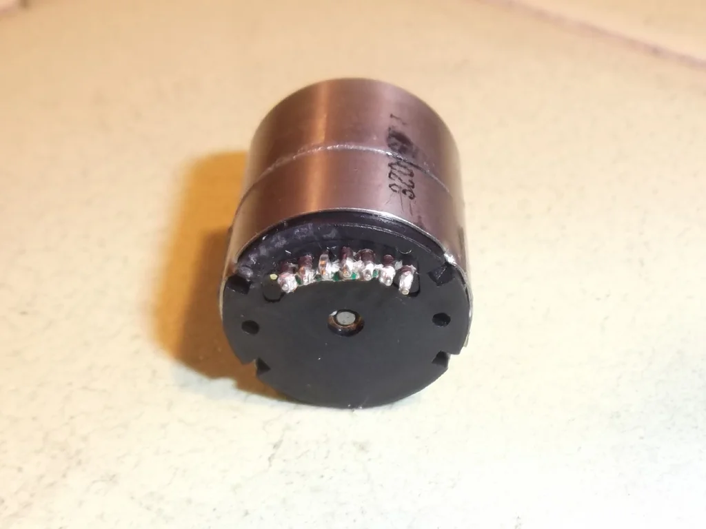 brushless_servo_motor_001.webp