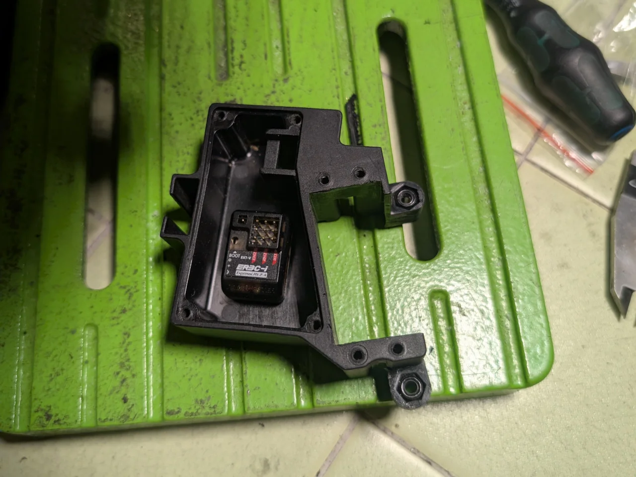 Corally_servo_mount_003.webp