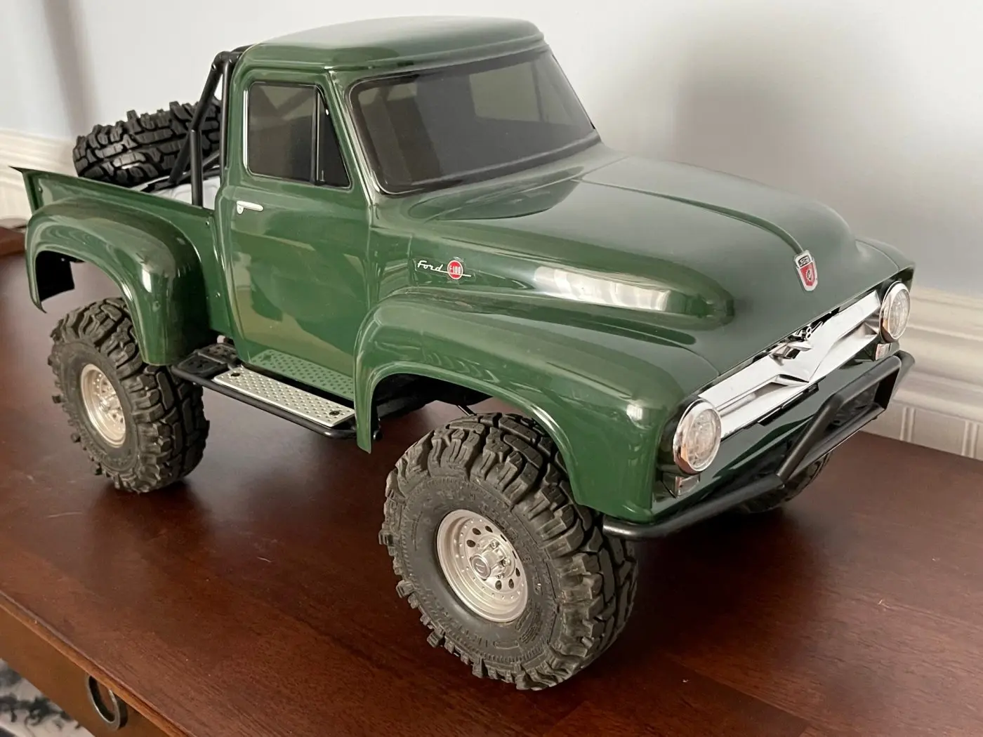 SCX10.2 1955 Ford F100.webp