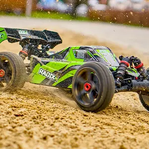Corally Radix action shot